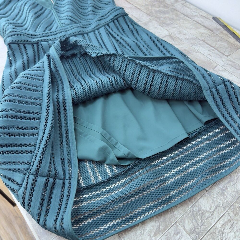 NEW ! J.CREW Striped Eyelet Dress Sz 6 - Picture 17 of 17